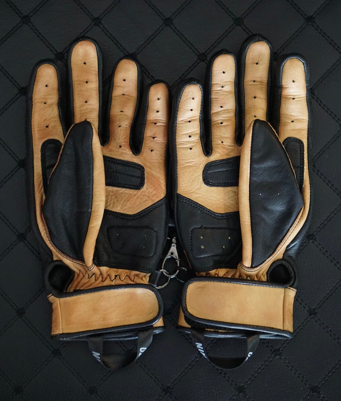 The Checkmate Gloves